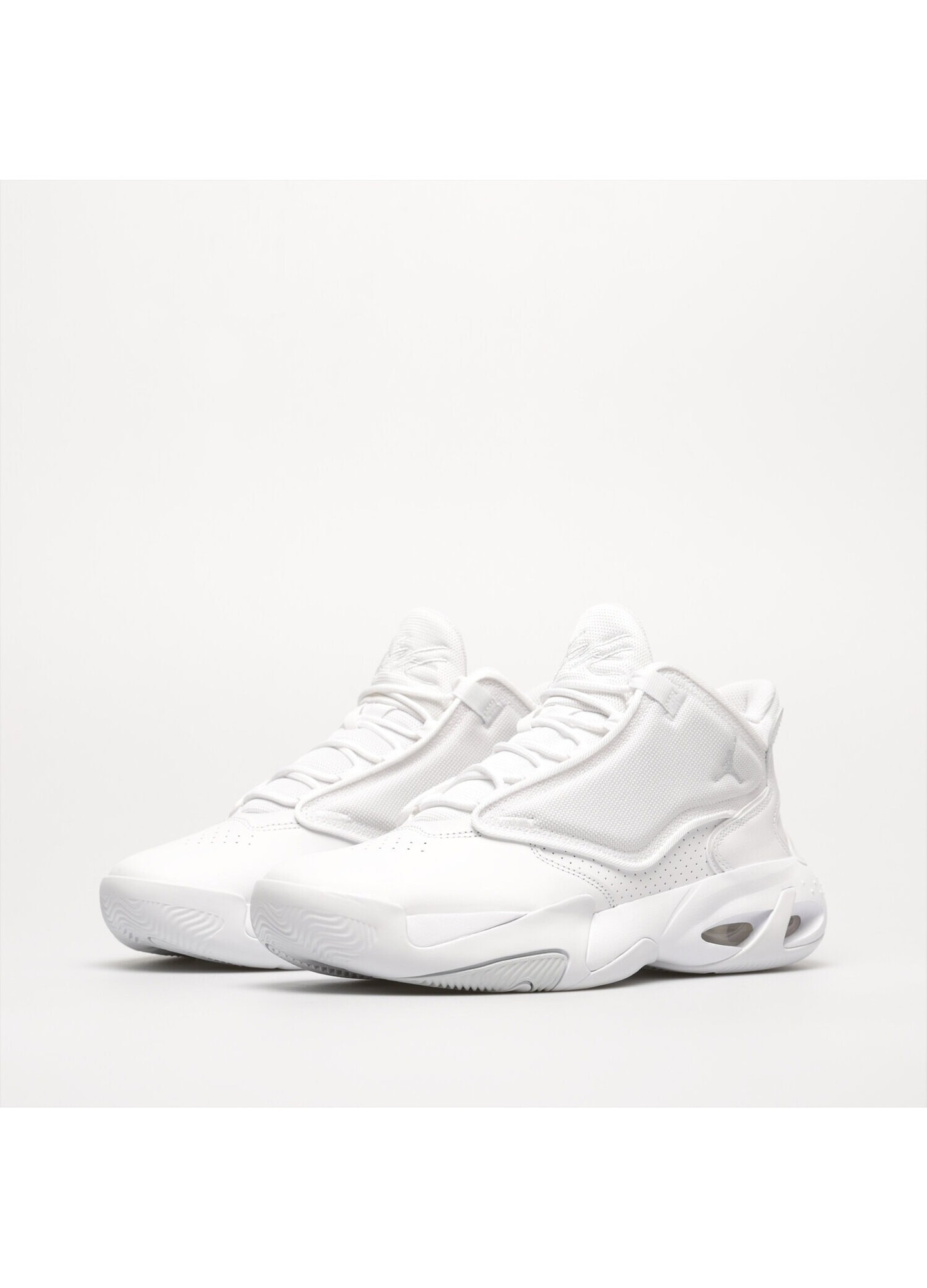 Pantofi sport Jordan Max Aura 4 White Marimea 38 - eMAG.ro
