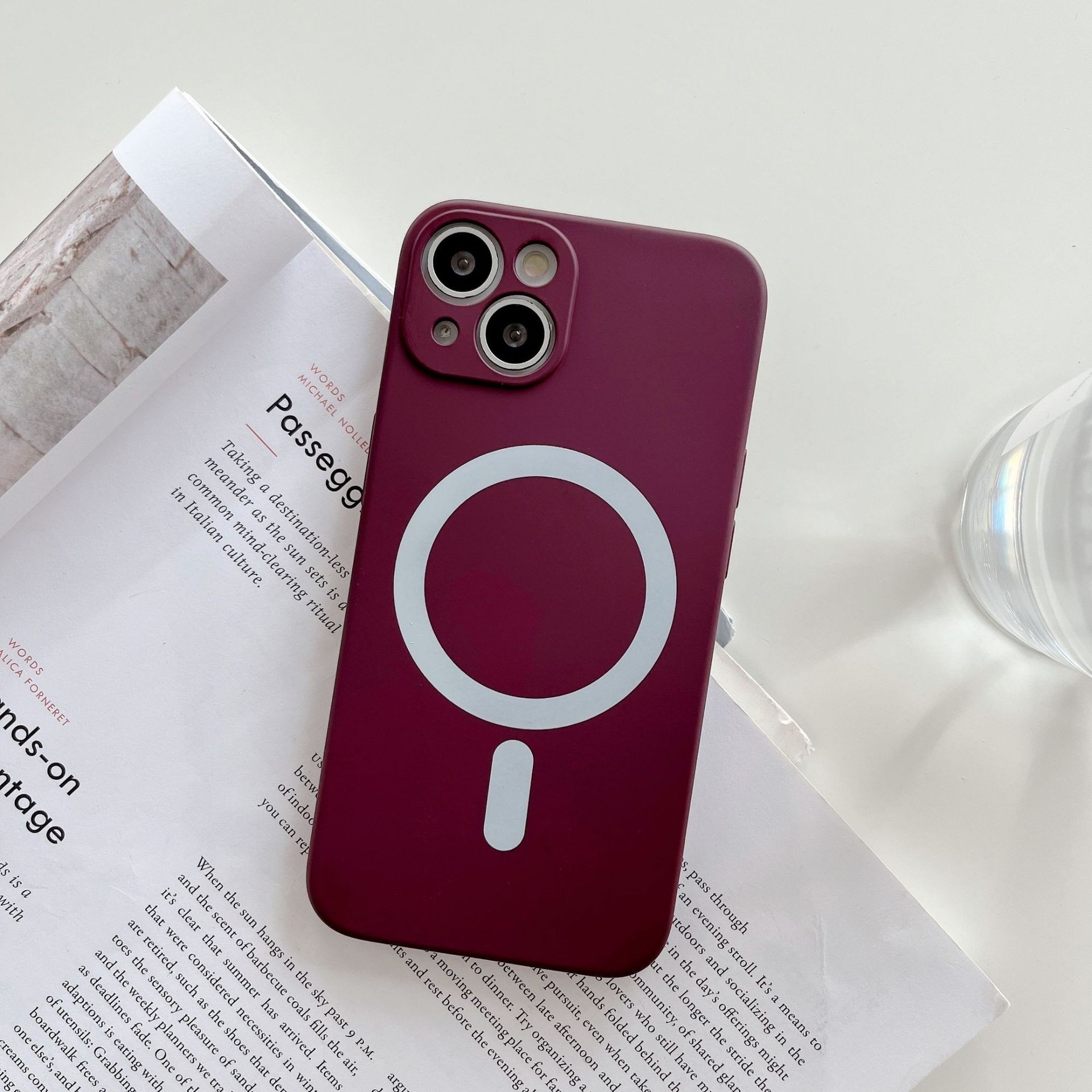 Husa MagSafe pentru Apple iPhone 11, Silicon, Protectie pentru camera, Magnetica, Incarcare Wireless, Flippy, Visiniu