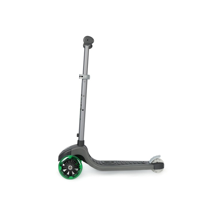 QPlay Future Eco Roller, 3 kerék, elegáns design, fekete színű, méretei 81x57cm