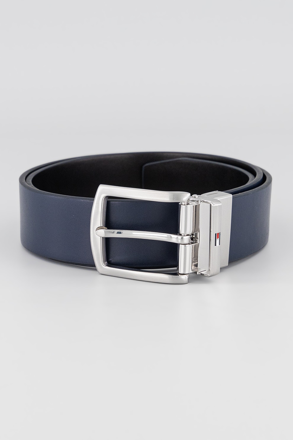 Tommy Hilfiger, Curea reversibila din piele Denton, Negru, Albastru inchis, 95