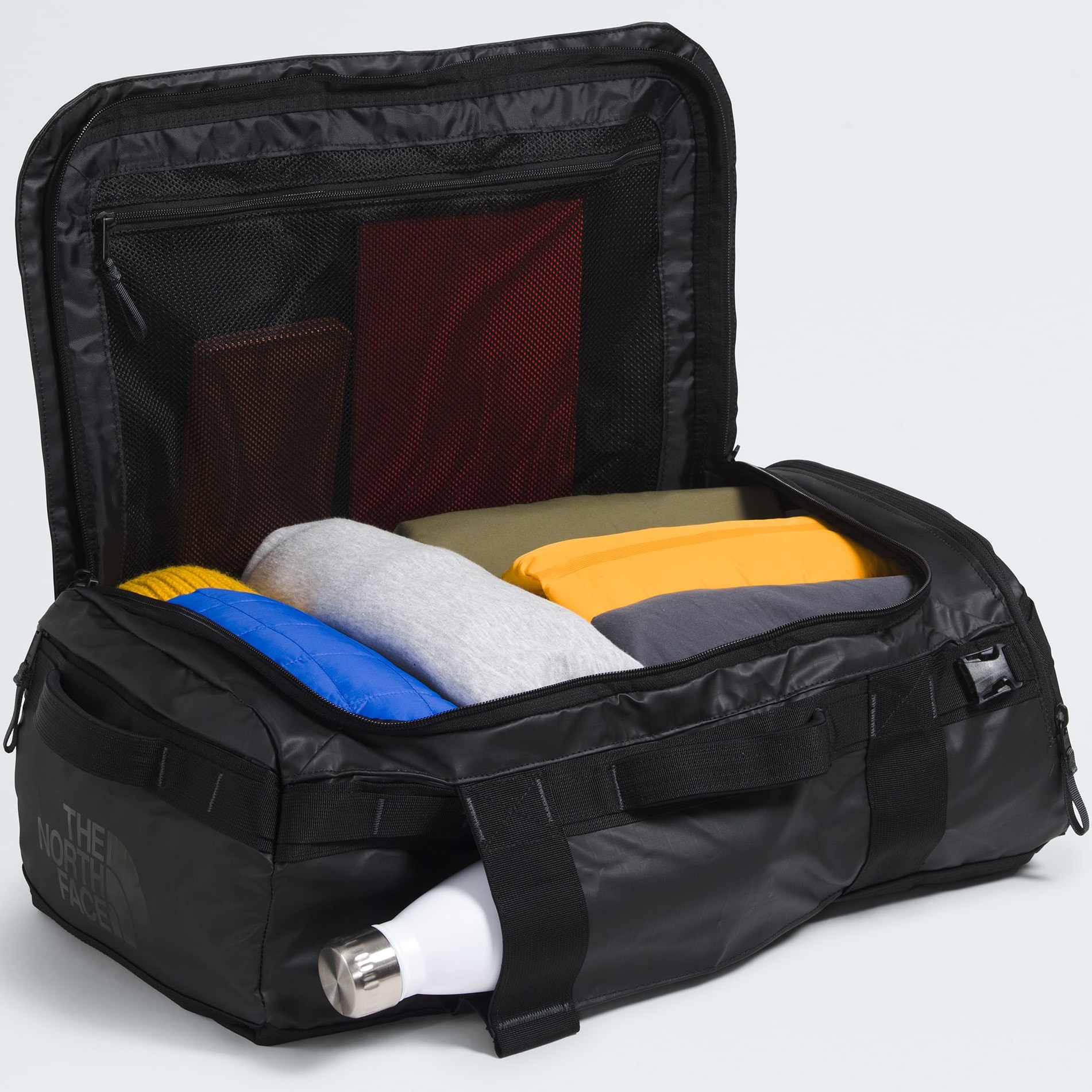 Geanta sport tip rucsac The North Face Base Camp Voyager Duffel