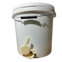 Maturator miere 25L din plastic (polipropilena) - cu canea din plastic si toarta de metal