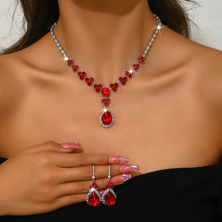 Női ékszerszett, nyaklánc és fülbevaló 2 db, cirkónia, csepp alakú medál, piros