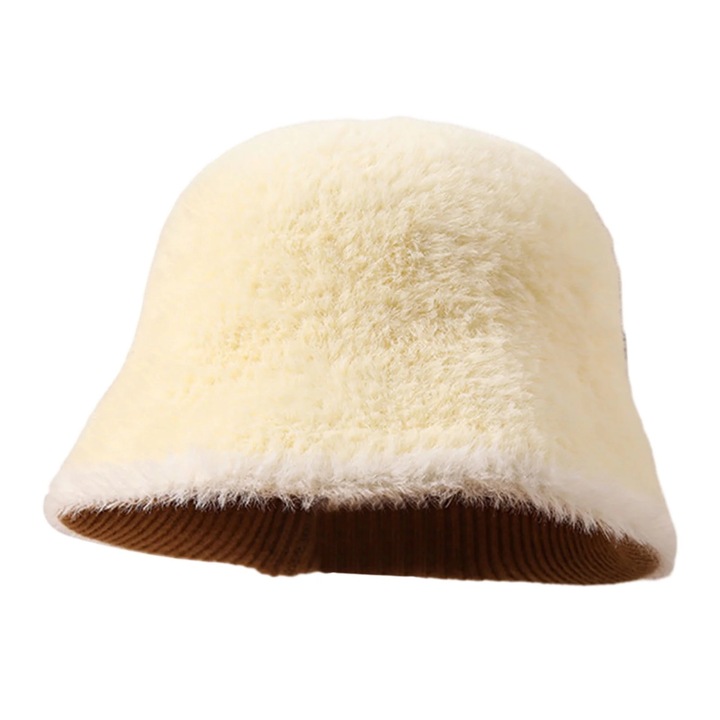 Дамска шапка корейски модел с цепна периферия от полиестер топла многоцветна 56-58см