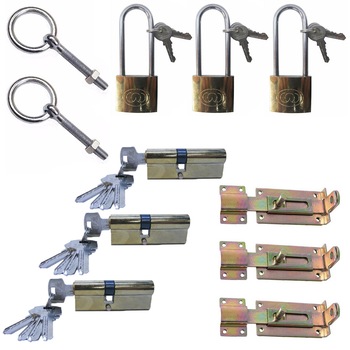 Pachet - 3 x Butuc usa egal, Cu 5 chei amprenta, 90mm + 2 x Belciug cu holsurub si piulita + 3 x Lacat auriu cu tija lunga si 3 chei, 50mm + 3 x Zavor plat, 14cm Pachet - 3 x Butuc usa egal, Cu 5 chei amprenta, 90mm + 2 x Belciug cu holsurub si piulita + 3 x Lacat auriu cu tija lunga si 3 chei, 50mm + 3 x Zavor plat, 14cm