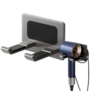 Suporturi si accesorii de baie