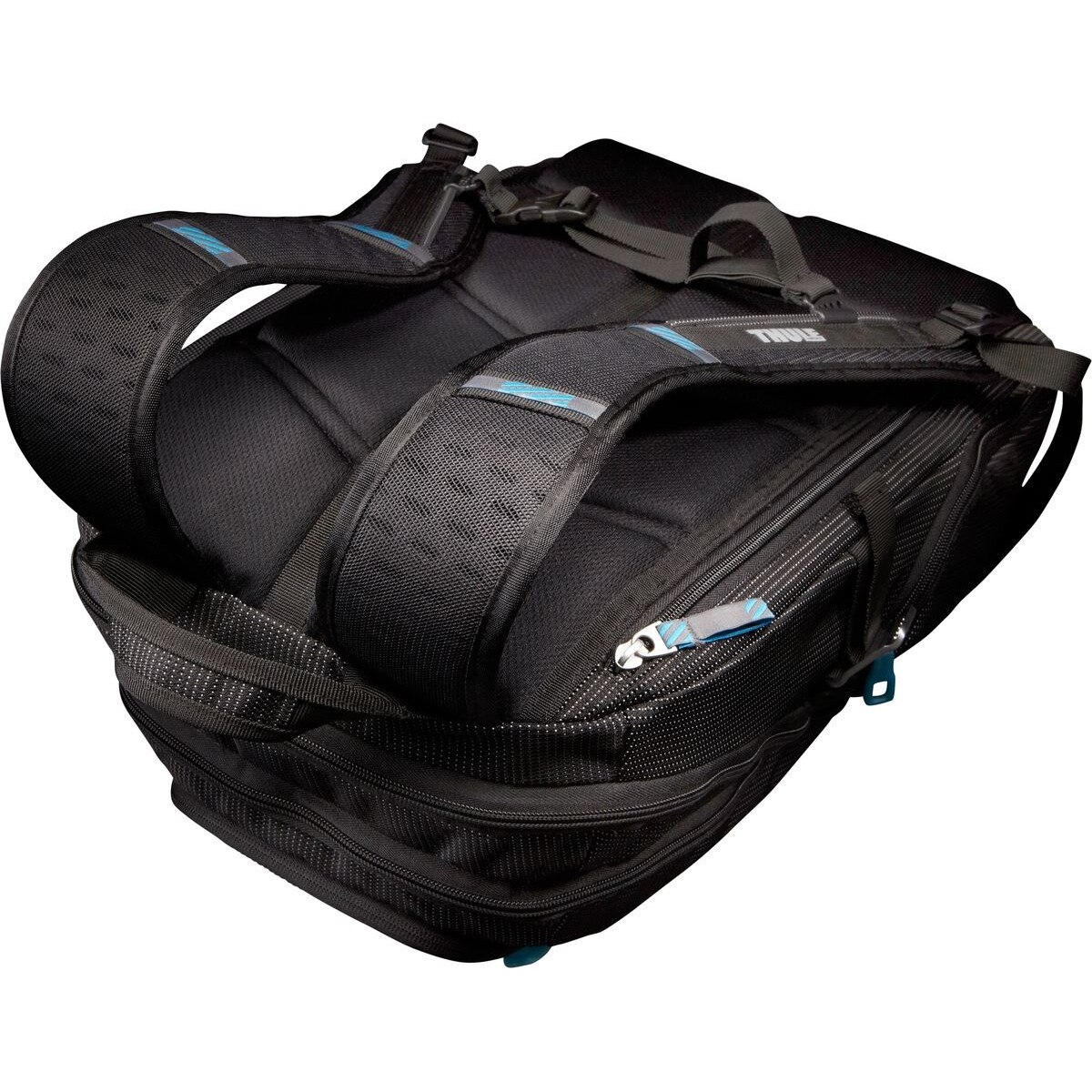 thule crossover 21l daypack