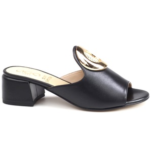 Női papucsok, strandpapucsok