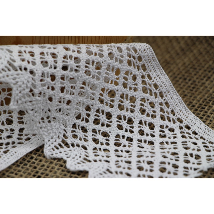 Dantela crem D6R 25 de metri