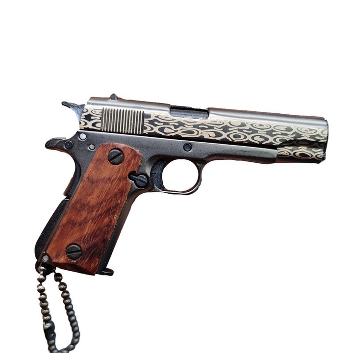 OEM Kulcstartó, 1911 pisztoly, limitált kiadás, fém, fa, 7x3,7 cm, damaszt szürke