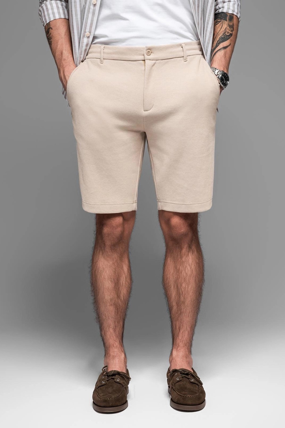 OMBRE, Pantaloni scurti cu talie medie, Maro taupe deschis, M