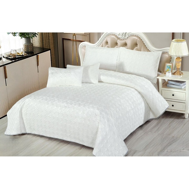 Set Cuvertura Eleganta CHIRASO, din CATIFEA, pentru pat dublu, 5 piese, include Cuvertura 220 x 240 cm, 2 fete de perna 50 x 75 cm si 2 fete de perna 35 x 50 cm, UNI, alb