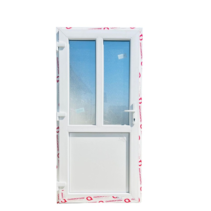 Usa PVC Termopan Alb 88x190 cm, Profil 5 Camere, Grosime 7 cm, 3 balamale reglabile, Prag de aluminiu termoizolant, Inchidere multipunct Geam Mat, 2 sticle 0, 4 grosime, Maner+Butuc Incluse