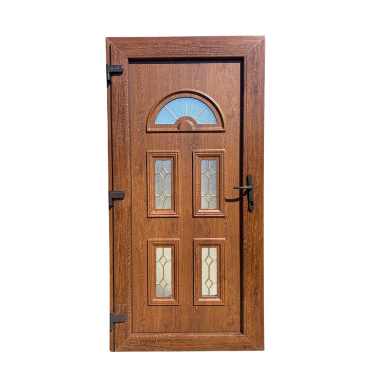 Usa PVC Termopan Maro cu Panel decorativ - insertii aurii 100x200cm, Profil 5 Camere, Grosime 7 cm, 3 balamale reglabile, Prag de aluminiu termoizolant, Inchidere multipunct Geam Mat cu model decorativ, Maner+Butuc Incluse