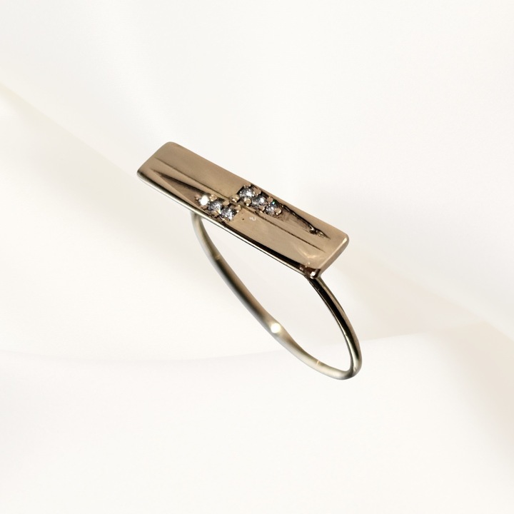 Inel Aur 14 K "Glow Band", cu Diamante Albe