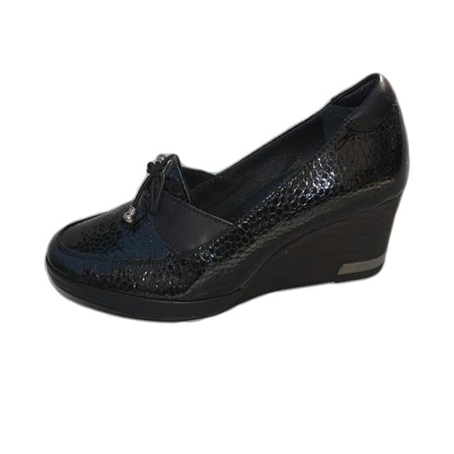 Pantofi din piele lacuita cu design stone si talpa confortabila,D&J Exclusive, Negru