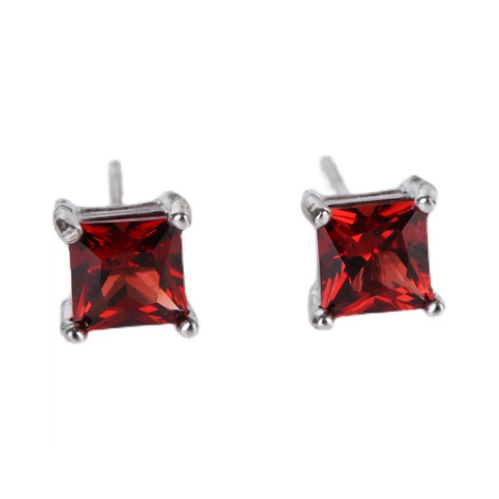 Cercei patrati cu zirconiu rosu rodie, la moda si versatili, Placat cu aur alb, Lungime 6 mm, latime 6 mm