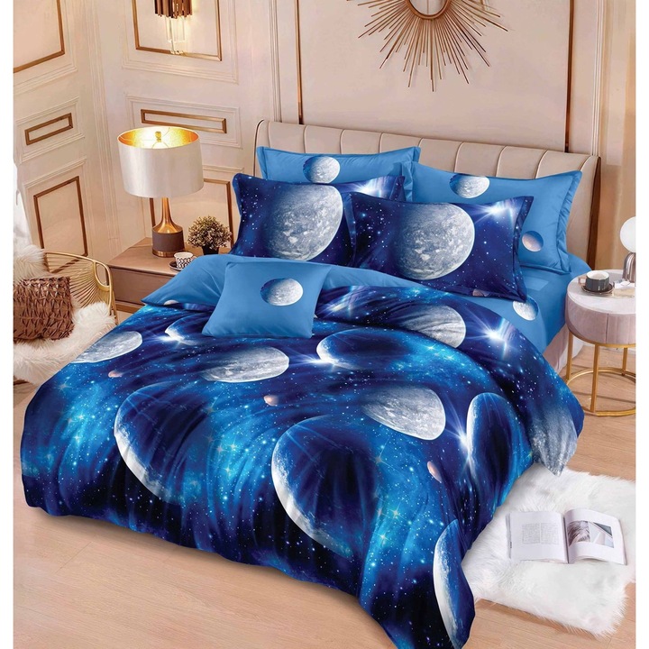 Set Lenjerie de pat CHIRASO, pentru 2 persoane, FINET, 6 piese, Cearceaf cu elastic 180x200 cm, Cearceaf pilota 200x230 cm, 2 fete perna 70x70 cm, 2 fete perna 55x75 cm, cu imprimeu Luna, albastru aprins