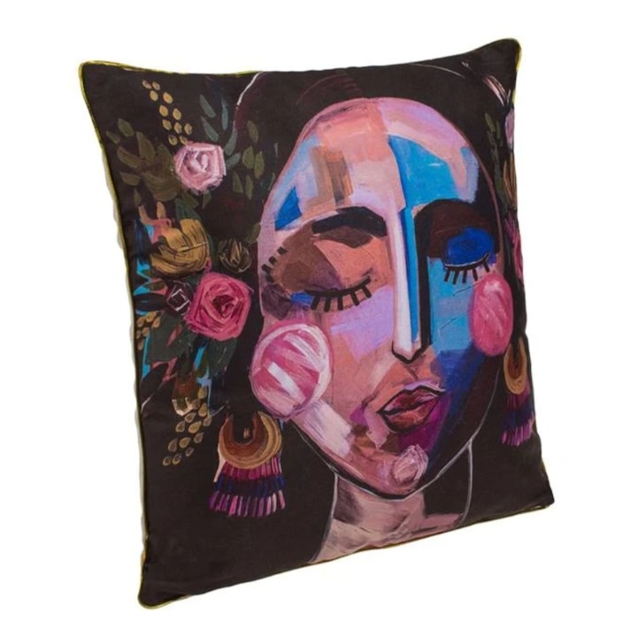 Perna decorativa, pentru canapea, cu model chip de femei, bordeaux/bej, 45x45x10cm