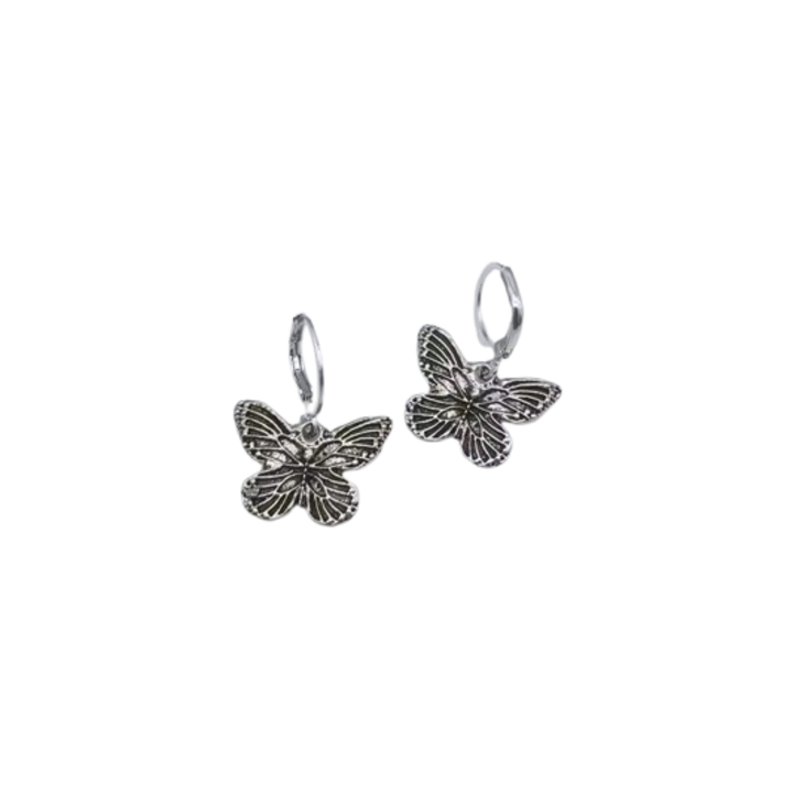 Cercei argintii in forma de fluture, 2.7 x 1.6 cm