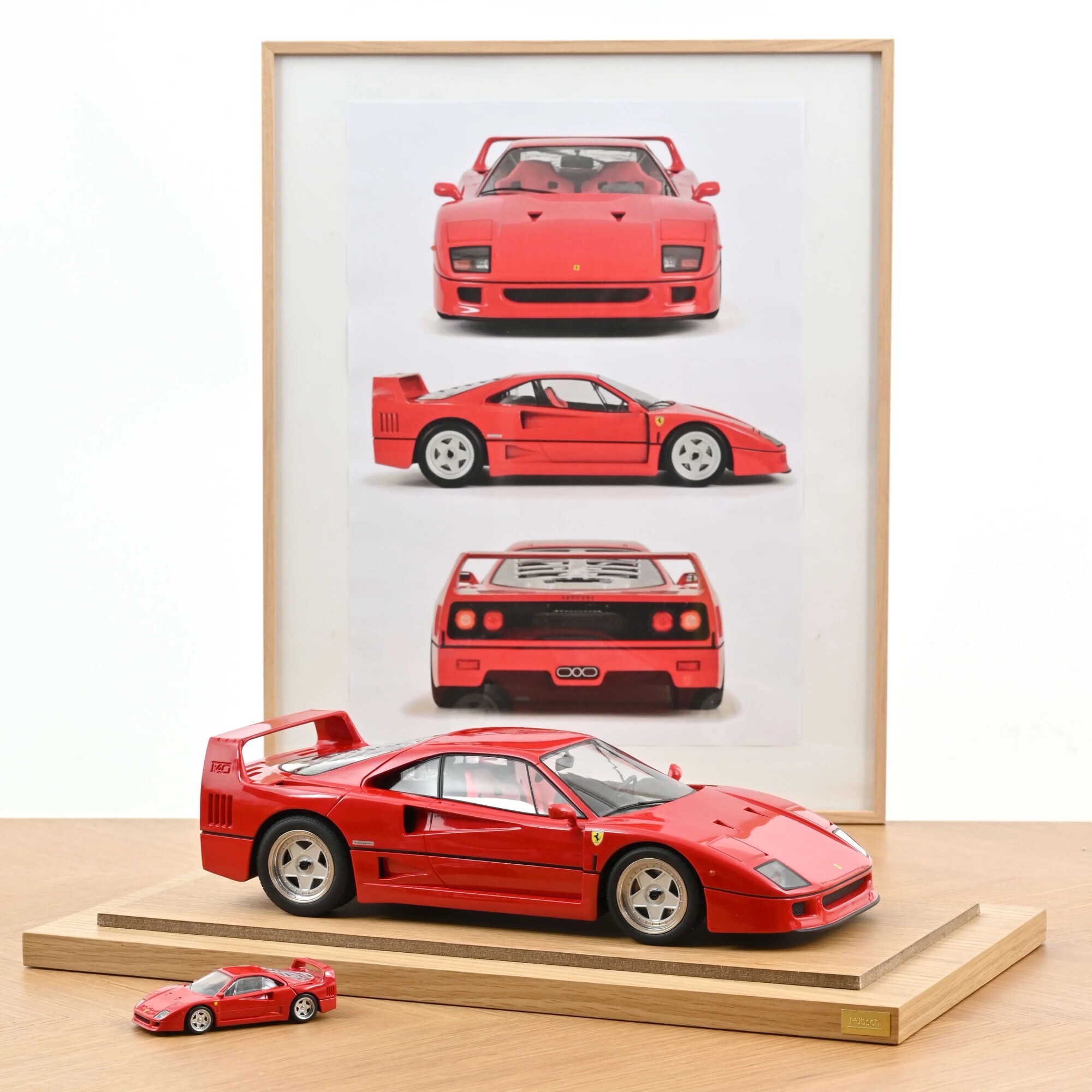 Macheta auto Ferrari F40 1987 Rosu 1:12 NOREV - eMAG.ro