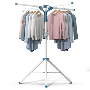 Umerase pentru haine si suporturi