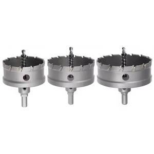 Seturi si accesorii pentru gaurit si insurubat