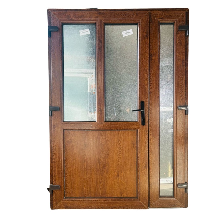 Usa PVC Termopan Dubla Maro 140x200cm, Profil 5 Camere, Grosime 7 cm, 6 balamale reglabile, Prag de aluminiu termoizolant, Inchidere multipunct Geam Mat, Maner+Butuc Incluse