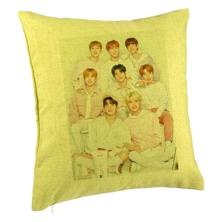 Декоративна възглавница, Stray Kids 7, 40×40 см, зелена, подвижна калъфка, духало