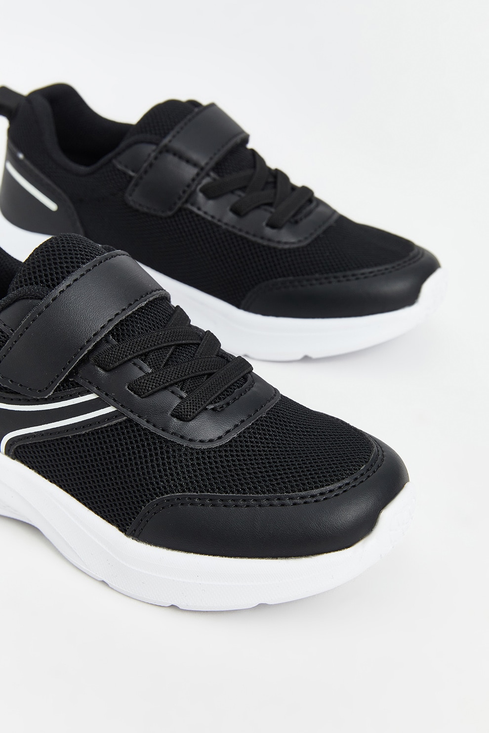 LC WAIKIKI, Pantofi sport din material textil cu insertii din