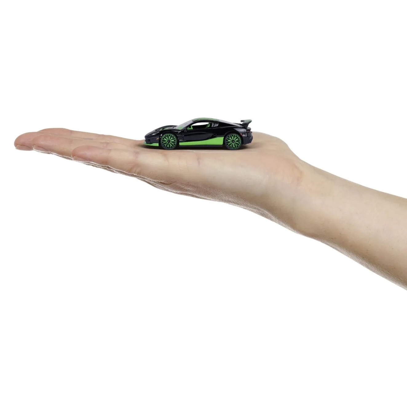 Set 5 mașinuțe Majorette Rimac Nevera, 7, 5cm, diverse culori