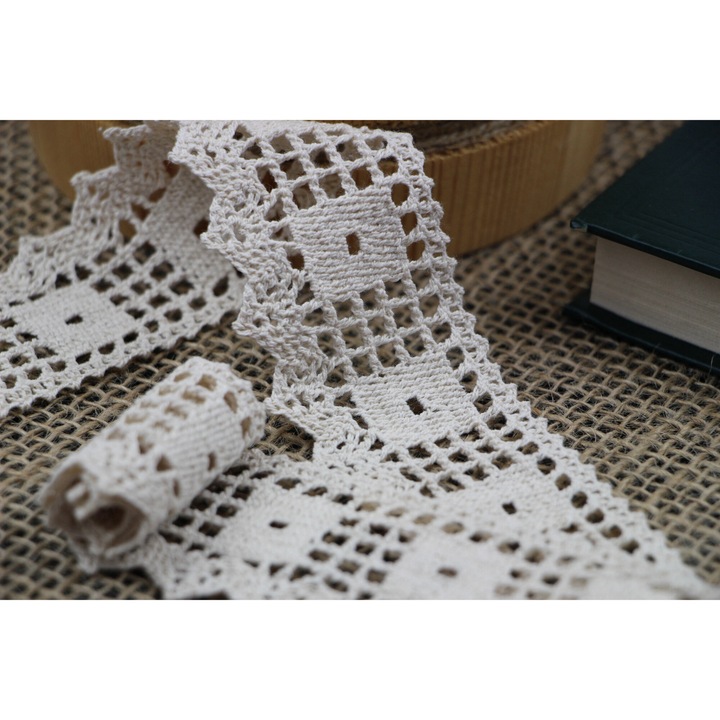 Dantela alba D1N 25 metri