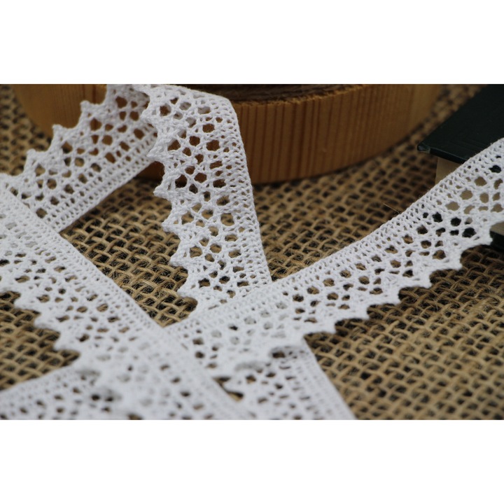 Dantela crem D1C 25 de metri