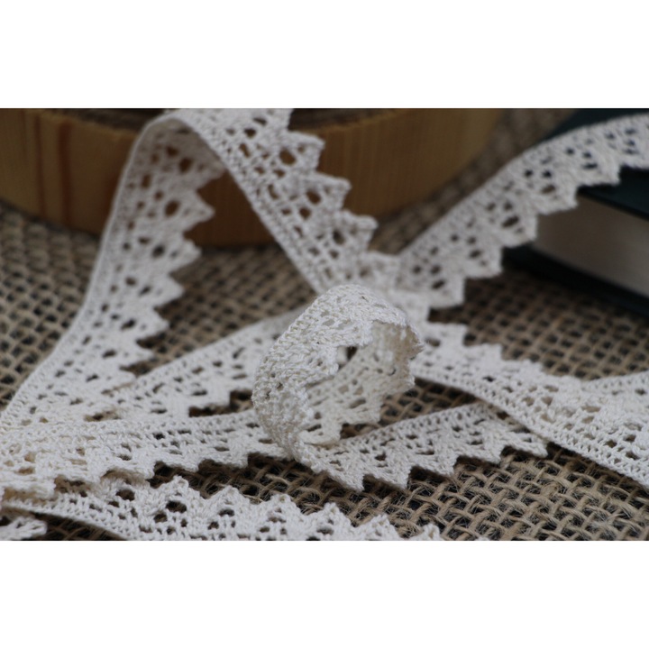 Dantela crem D2C 25 de metri