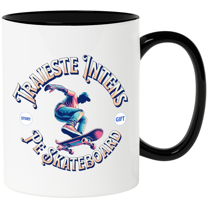 Cana cu Silueta Umana Barbat Pe Placa De Skateboard Text Traieste Intens Pe Skateboard, Ceramica, 330ML, cu Maner Negru