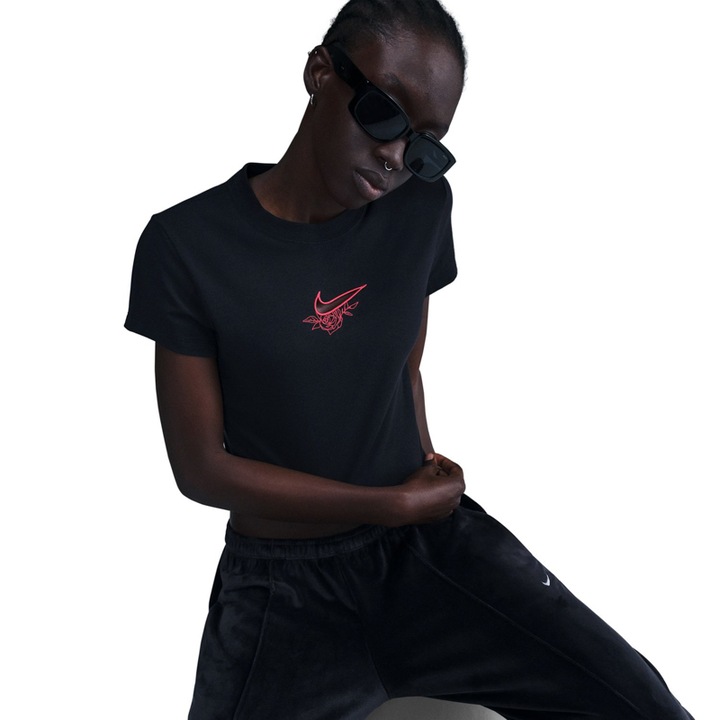 Tricou Nike pentru Femei, w nsw nk chll knt tee vday, HF9534-010, XS INTL, Negru