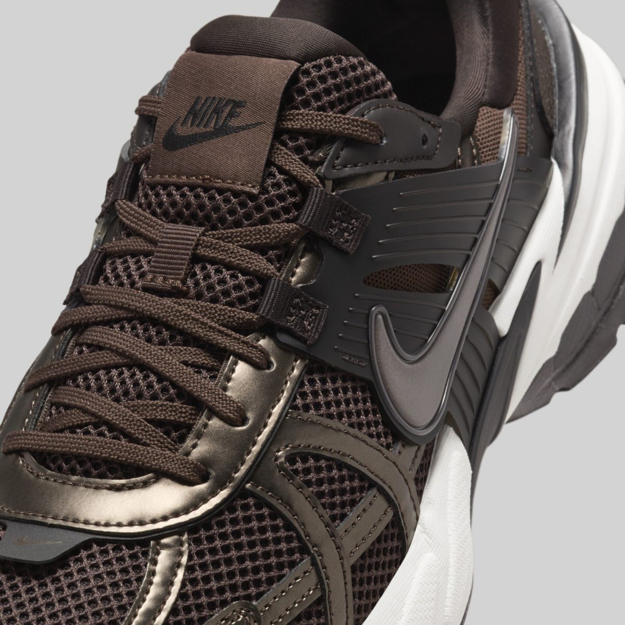 Pantofi Sport Dama, Nike, V2K HJ4497-200, 42 EU - eMAG.ro