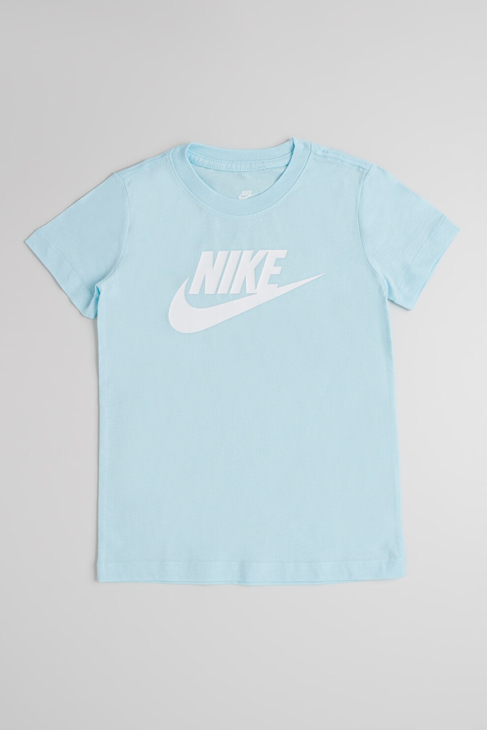 Nike, Tricou cu decolteu la baza gatului si imprimeu logo Futura, Alb, Albastru glaciar, 122-128 CM