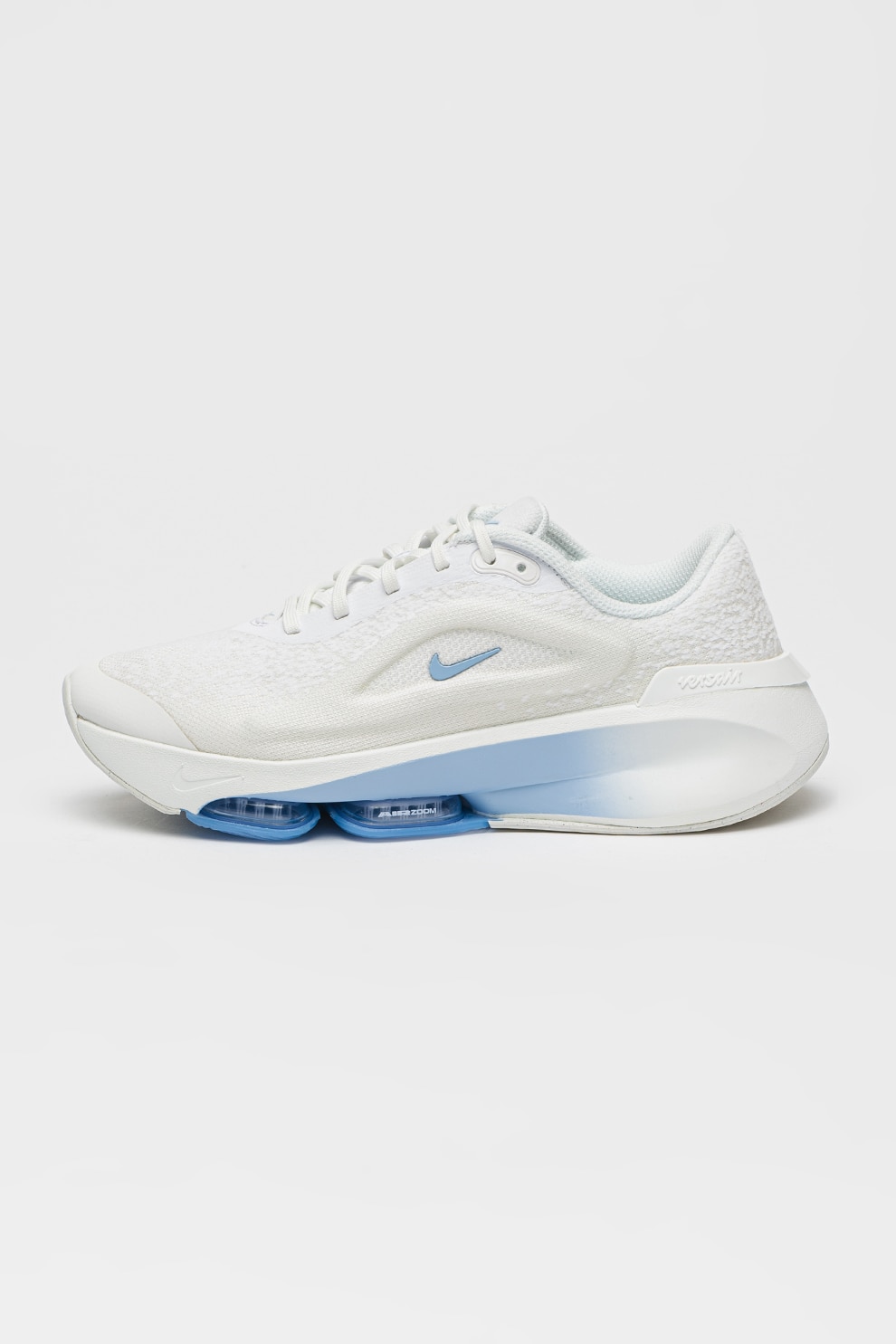 Nike, Pantofi din plasa pentru fitness Versair, Alb, Albastru lavanda, 6.5