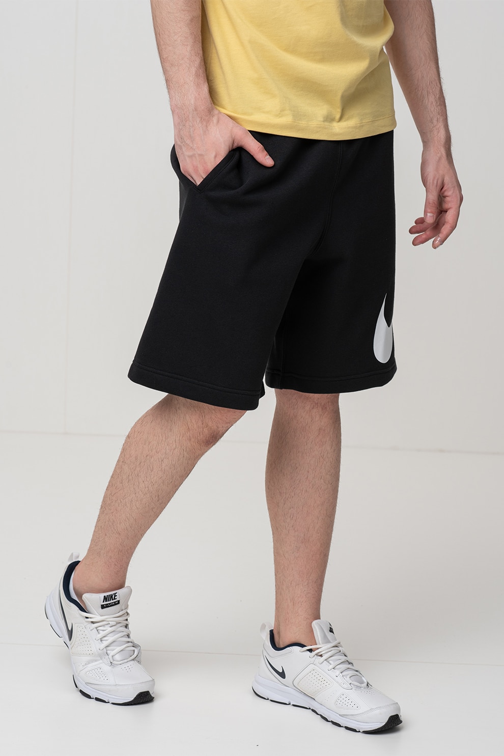Nike, Bermude cu snur si buzunare, Alb, Negru, 2XL
