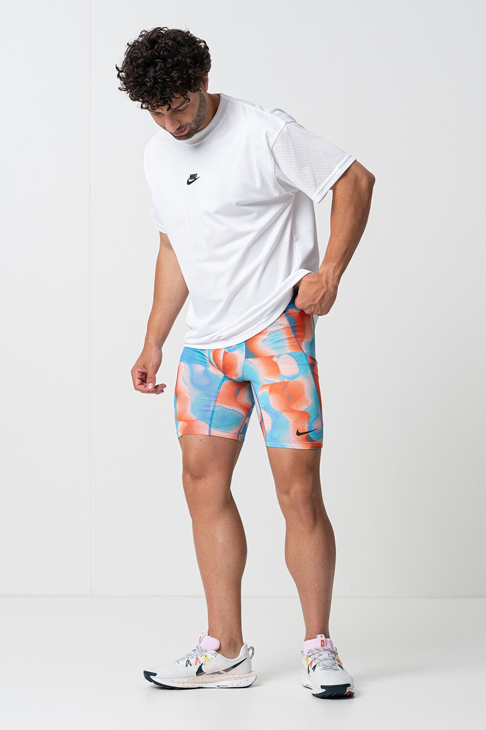 Nike, Tricou cu decolteu la baza gatului si logo, Alb, S