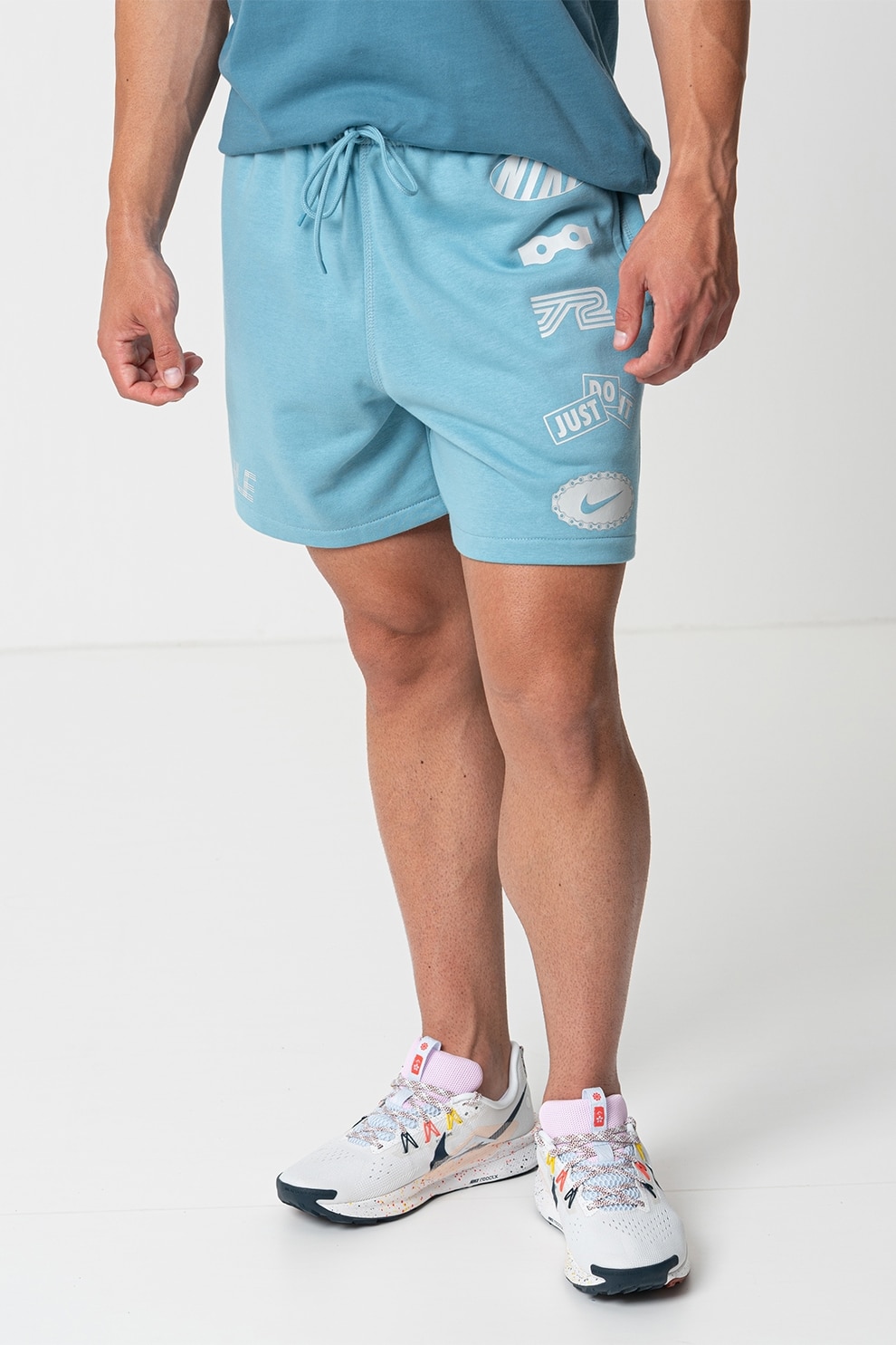 Nike, Bermude cu buzunare oblice, Alb murdar, Verde persan, L