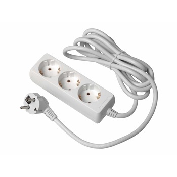 Prelungitor 5 prize, 5 metri, cablu 3X1,5 mm² Prelungitor 5 prize, 5 metri, cablu 3X1,5 mm²