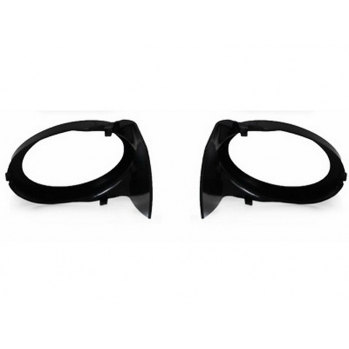 Body Kit Bara fata Bara spate cu PDC compatibil cu BMW Seria 3 E46 4D 1998-2004 si Proiectoare de culoare Fumuriu M-technik Design