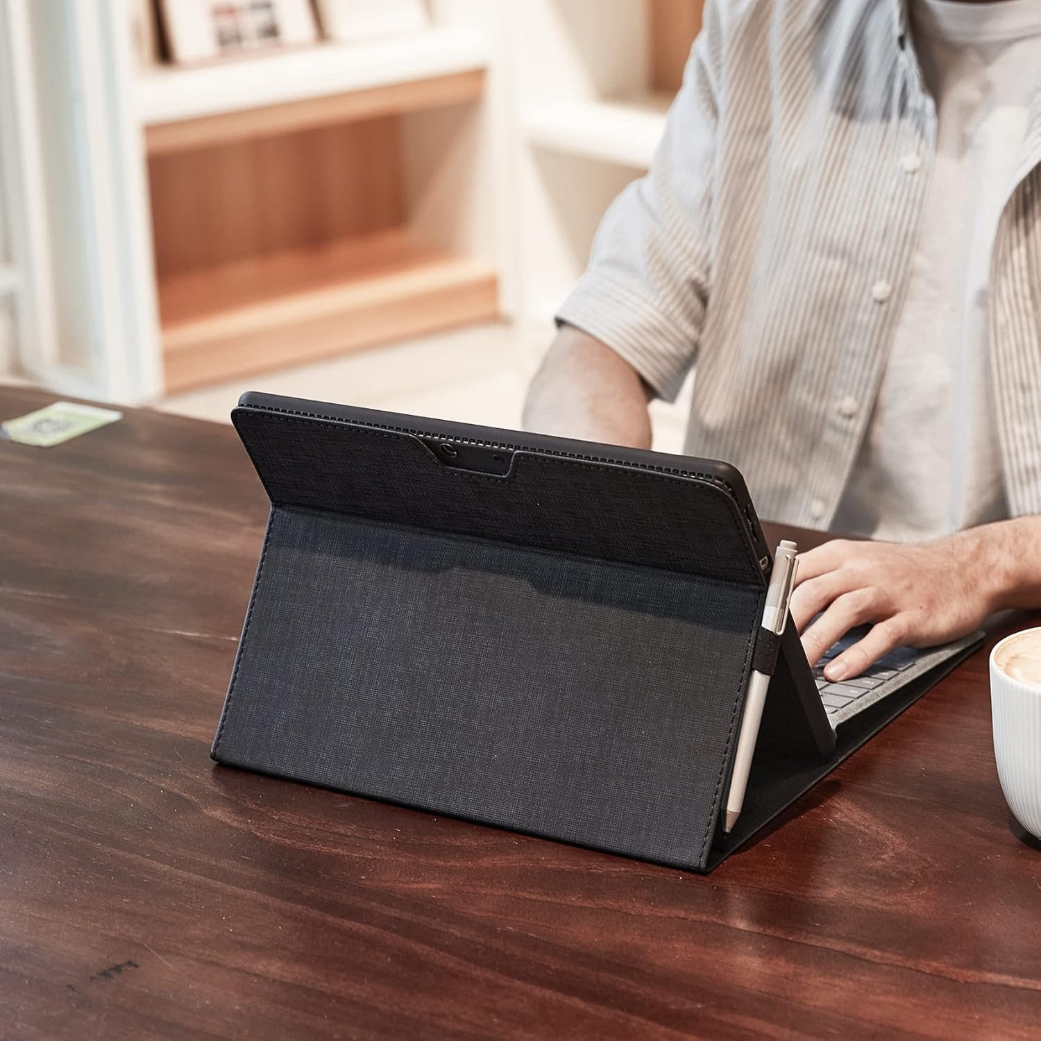 Husa Omnpak pentru Microsoft Surface Pro 8, unghi reglabil de vizualizare, compatibila cu tastatura Type Cover, Negru