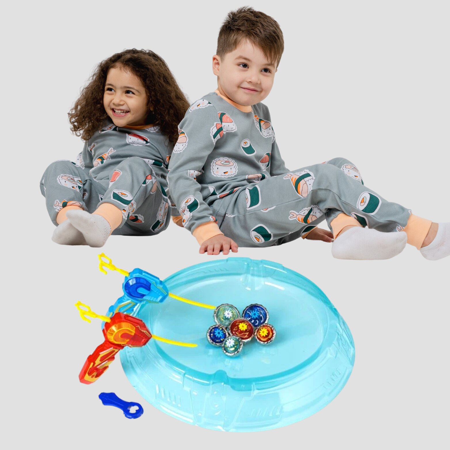 Set de lupta cu titirezi si arena de lupta, 6 titirezi, doua
