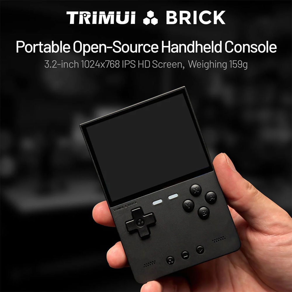 Consola retro TRIMUI Brick 64GB cu jocuri, quad core Cortex-A53 2.0GHz, 1GB RAM, IPS LCD 3.2" 1024x768 4:3, acumulator 3000 mAh, WiFi, Bluetooth, neagra, portabila