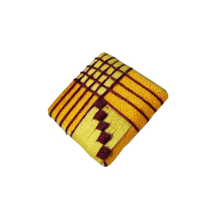 Brosa handmade Pete de culoare, patrata, tesuata manual din bumbac, Galben