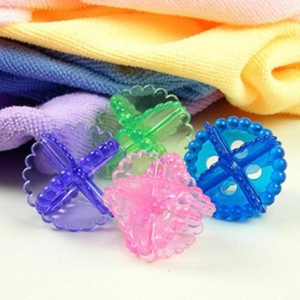 Set 5 Bile pentru Prevenirea Formarii Scamelor pe Haine in Masina de Spalat, 5 cm, Multicolor