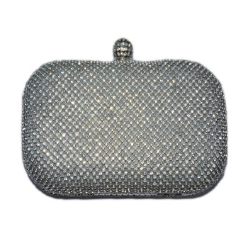 Poseta de seara cu forma ovala si strasuri ,D&J Exclusive, argintie Poseta de seara cu forma ovala si strasuri ,D&J Exclusive, argintie